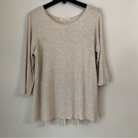 PEBBLE and Stone Beige Top Peplum Button Back Size Large - Picture 2 of 8